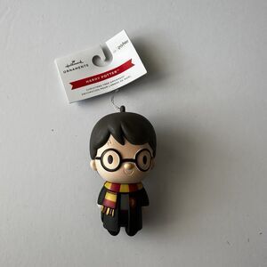 New Hallmark Vinyl Harry Potter Ornament Collectible Holiday Gift Hogwarts